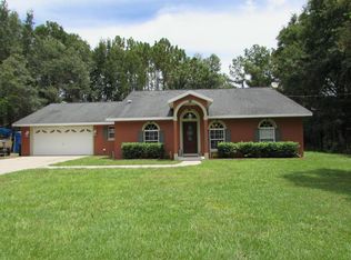 10125 N Athenia Dr, Citrus Springs, FL 34434