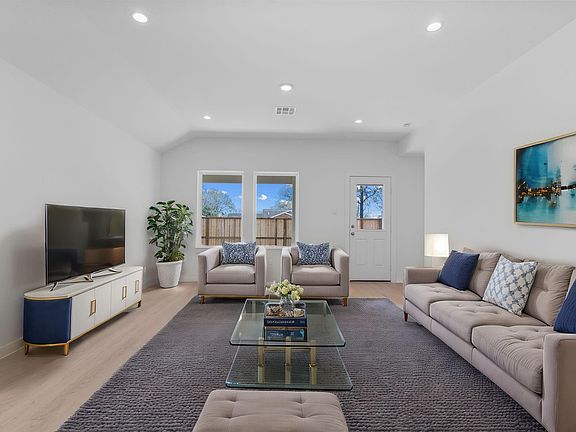 7th image of this home