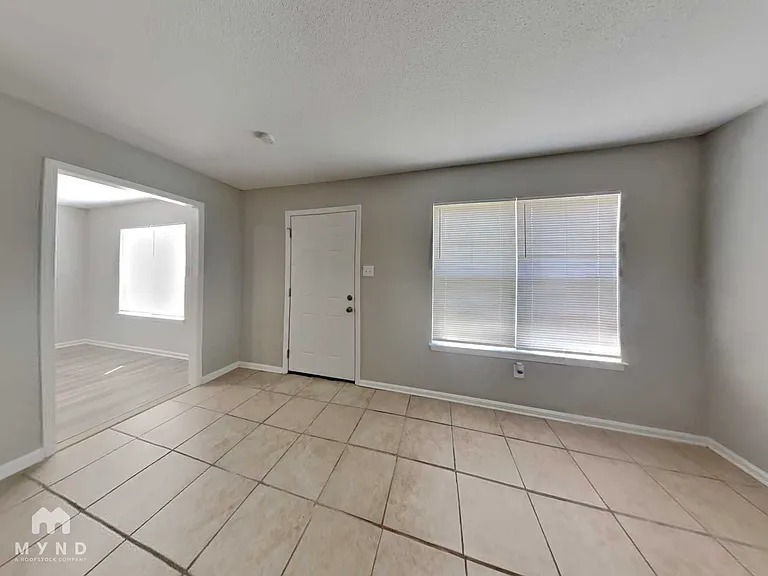 4420 Double Tree Rd — Photo 9