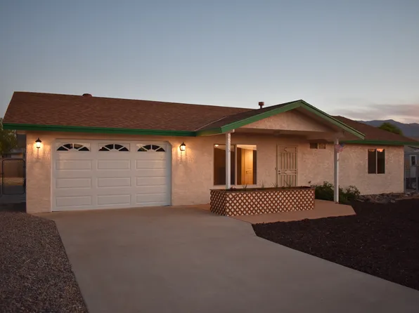 3215 W Olive Pl, Thatcher, AZ 85552