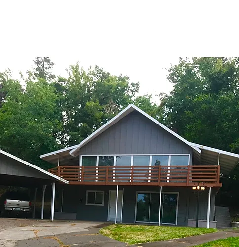 904 O Ave #A Photo 1