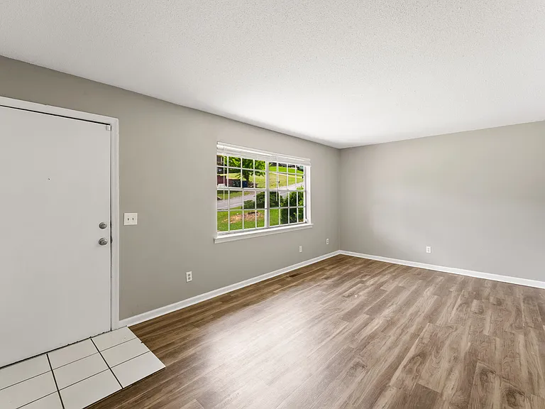 7164 Holland Ln — Photo 4