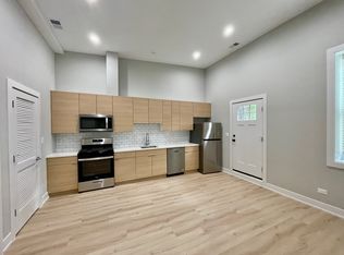 2158 W 18th St APT 4, Chicago, IL 60608