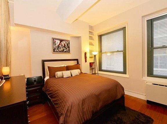 2nd image of 80 John St APT 7D