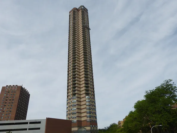 3660 N Lake Shore Dr APT 3311, Chicago, IL 60613