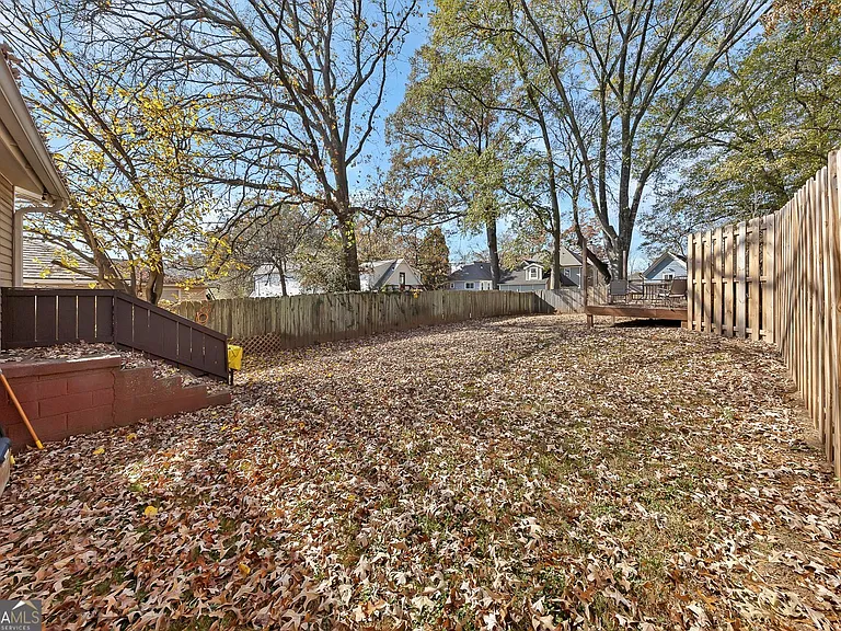 1040 Herndon St NW #A — Photo 21
