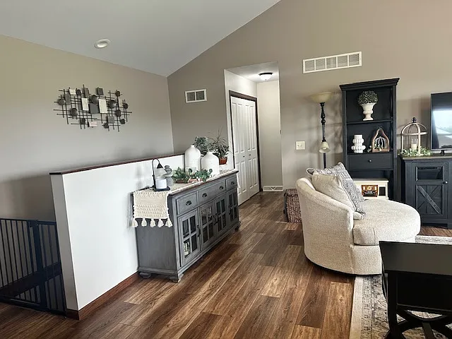 7778 S Westbrook Dr — Photo 3