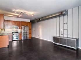 777 6th Ave
