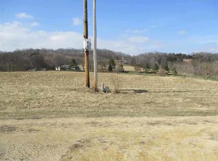 108 Tower Ln, Wauzeka, WI 53826