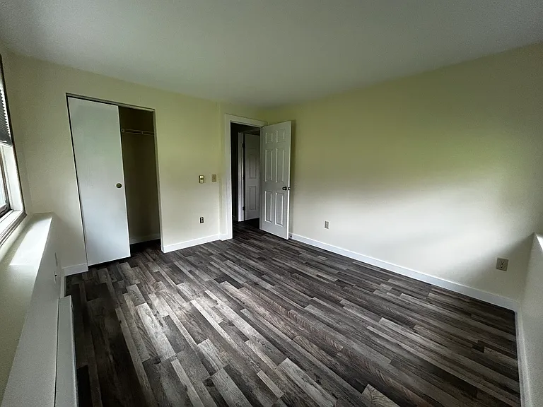 3722-3724 Allen Dr #3722 — Photo 9