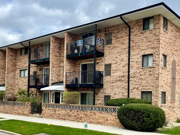 6005 N Neola Ave APT 1A, Chicago, IL 60631