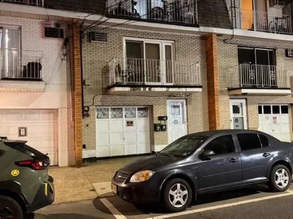 6107 Palisade Avenue image 1 of 10