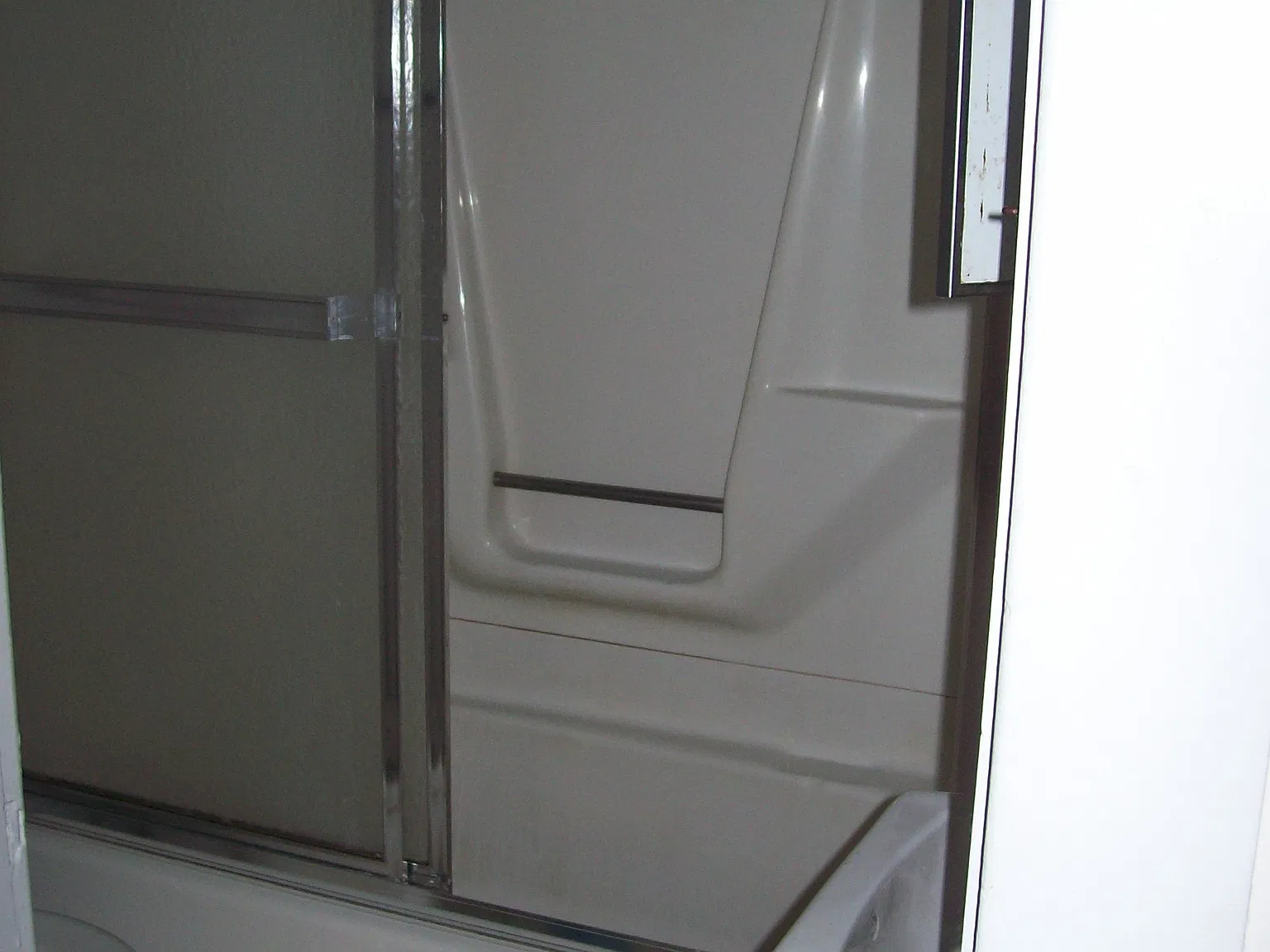 2 bed, $2,100 — Photo 2