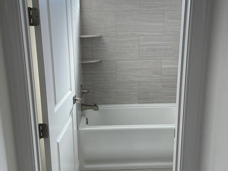 J&J tub/shower