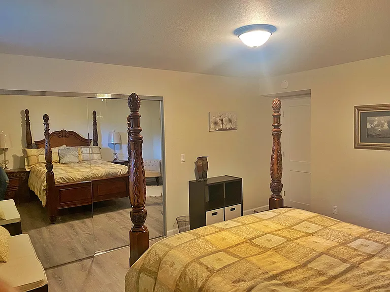 524 Serrano Dr — Photo 14