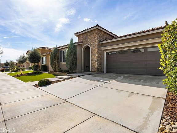 5th image of 29807 Saddle Ranch Pl