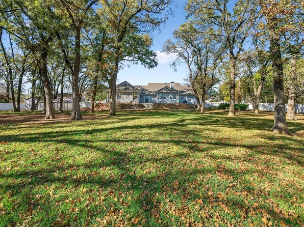 380 Crescent Dr, Pottsboro, TX 75076