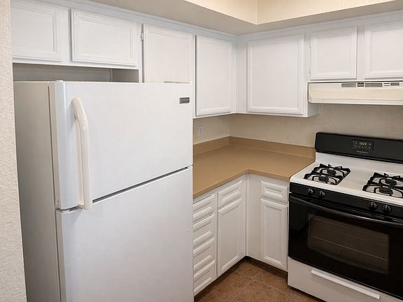 2nd image of 4455 Quince St #B
