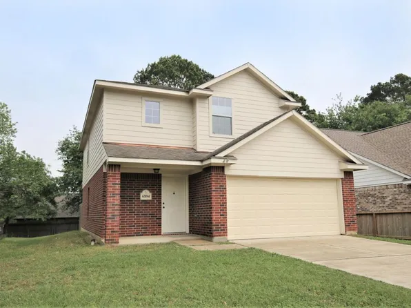 6894 Stillwater Dr, Willis, TX 77318