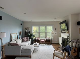 1537 N Cleveland Ave APT 4N, Chicago, IL 60610