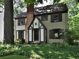 3698 Tolland Rd, Shaker Heights, OH 44122