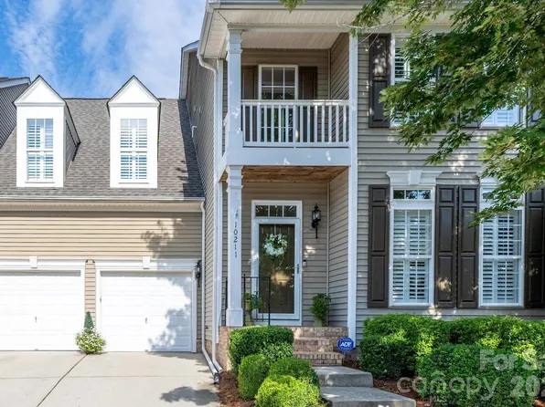 10211 Linksland Dr, Huntersville, NC 28078