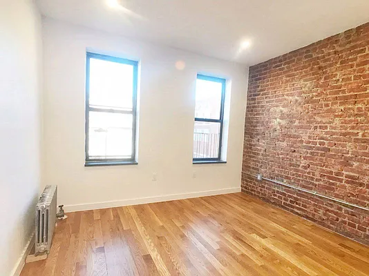 Rented by Bohemia Realty Group | media 27