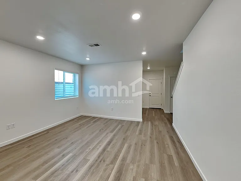 26199 E Calhoun Cir — Photo 21