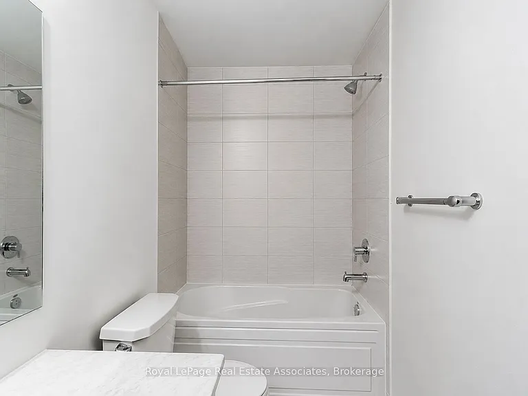3401 Ridgeway Dr #312 — Photo 12
