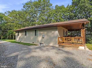 175 White Oak Crossing Rd, Moorefield, WV 26836