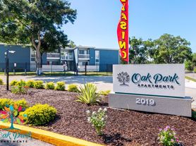Oak Park Apartments