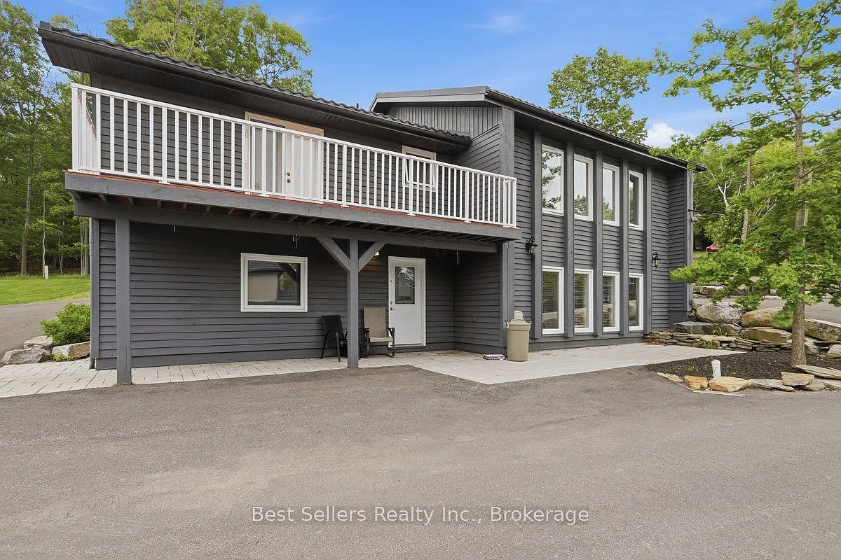 3 bed, $2,999 — Photo 2