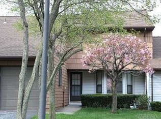 95 Rhett Ct, Commack, NY 11725