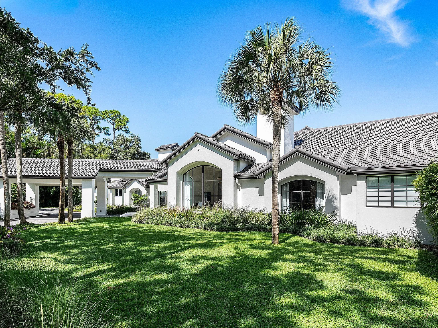 4 bed, 7.0 bath, 7650 sqft, $34,900 — Photo 3