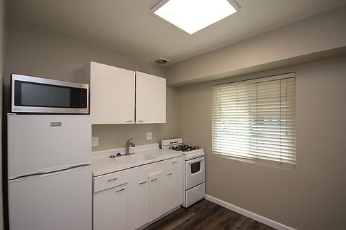 4th image of 5324 Baldwin Ave APT 21