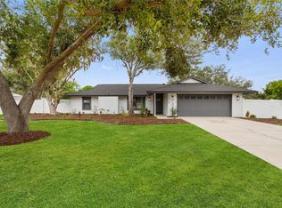 2054 Racimo Dr, Sarasota, FL 34240