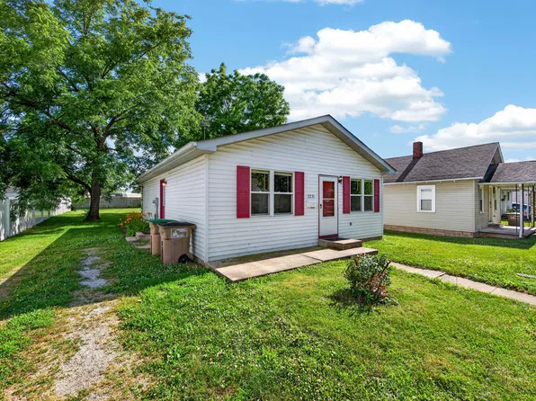 2231 Mapleton Ct, Columbus, IN 47201