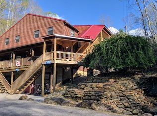 15 Uphill Rd #B, Swannanoa, NC 28778