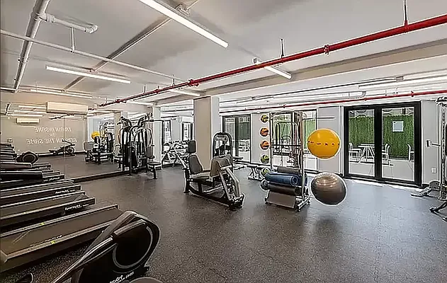 Rented by REAL New York | media 11