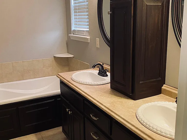 1344 N Vintage Ave — Photo 15