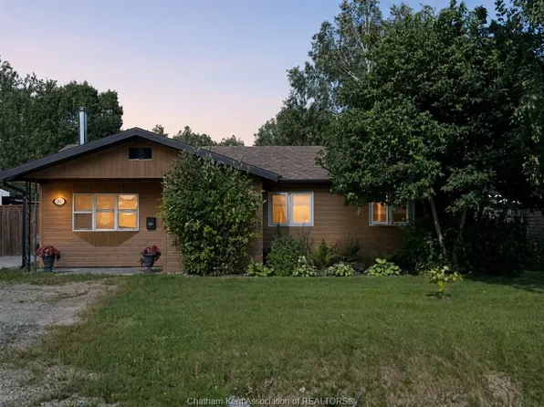 31 Heron Dr, Manitouwadge, ON P0T 2C0