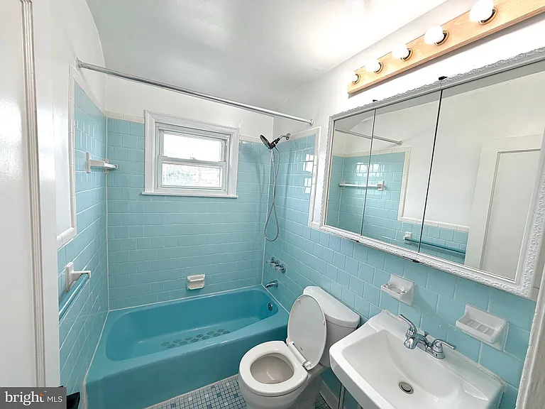 647 Dunwich Way — Photo 11