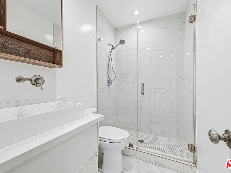 11652 Chenault St #14 — Photo 10