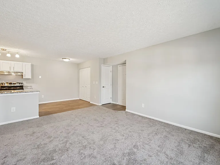 Greensview — Photo 70
