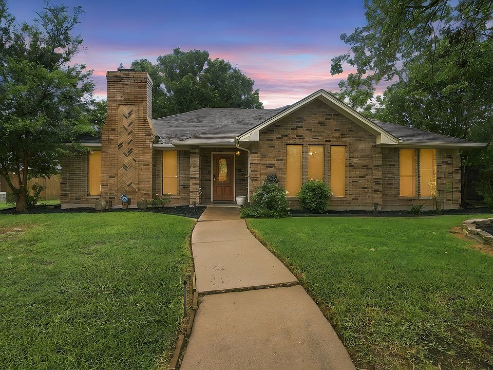 1st image of 115 Redman Ln