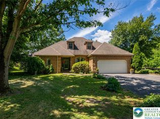 358 Chalet Dr, Bernville, PA 19506