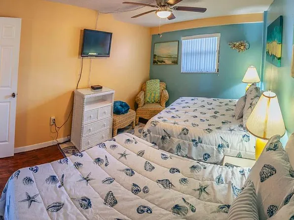 12901 Gulf Ln #103, Madeira Beach, FL 33708