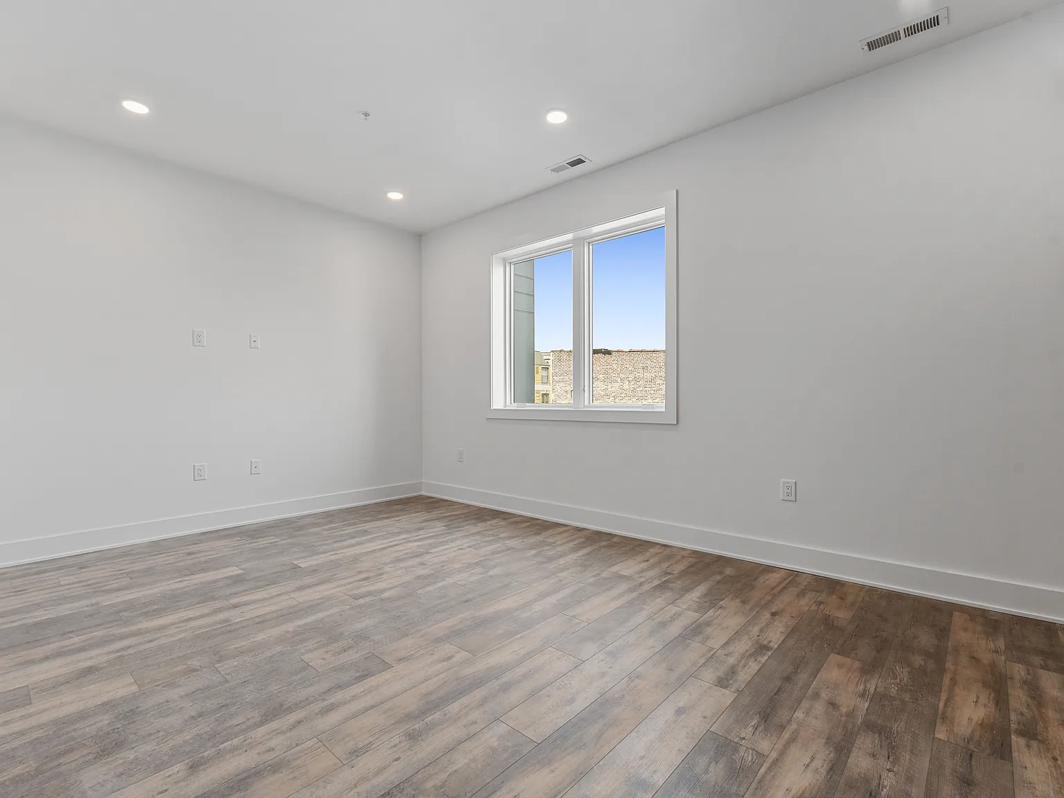 Studio, 374 sqft, $1,801 — Photo 2