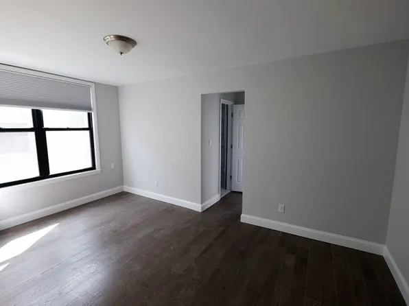 48-40 48th Street image 3 of 7