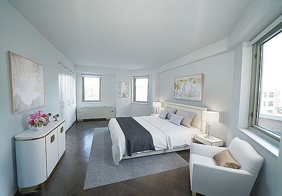 5th image of 125 E 87th St APT 16C